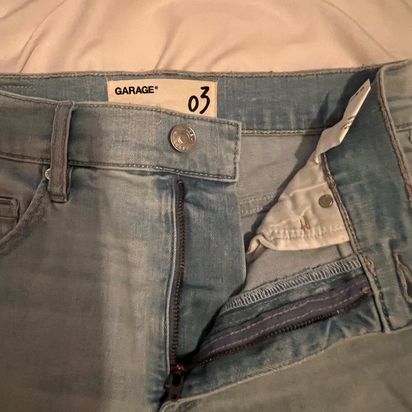 Women Garage Summer High Waisted Mini Shorts US 3 (fits like small) - Picture 2 of 3